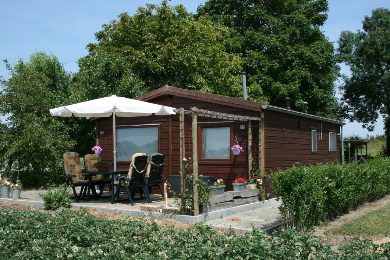 Villa Bie Oans Oefje Lewedorp Exterior foto